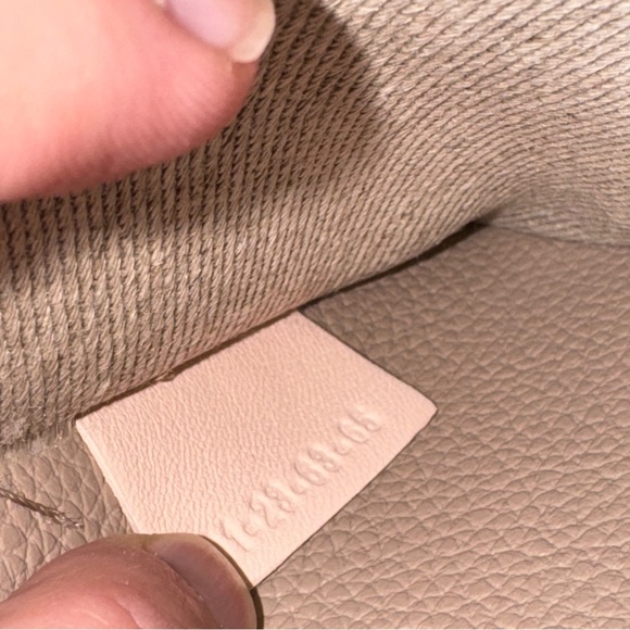 Chloé Marcie Medium Leather Crossbody - Nomad Beige - Picture 10 of 12